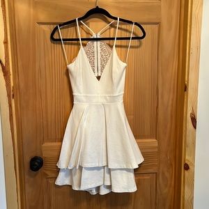 Windsor White Dress! Great for a white party!